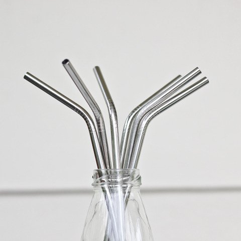 Source : http://www.littleink.co.nz/product/stainless-steel-straws